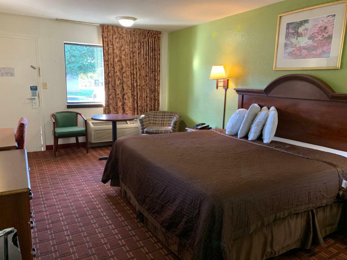 Royal Regency Inn Rock Hill Exteriér fotografie