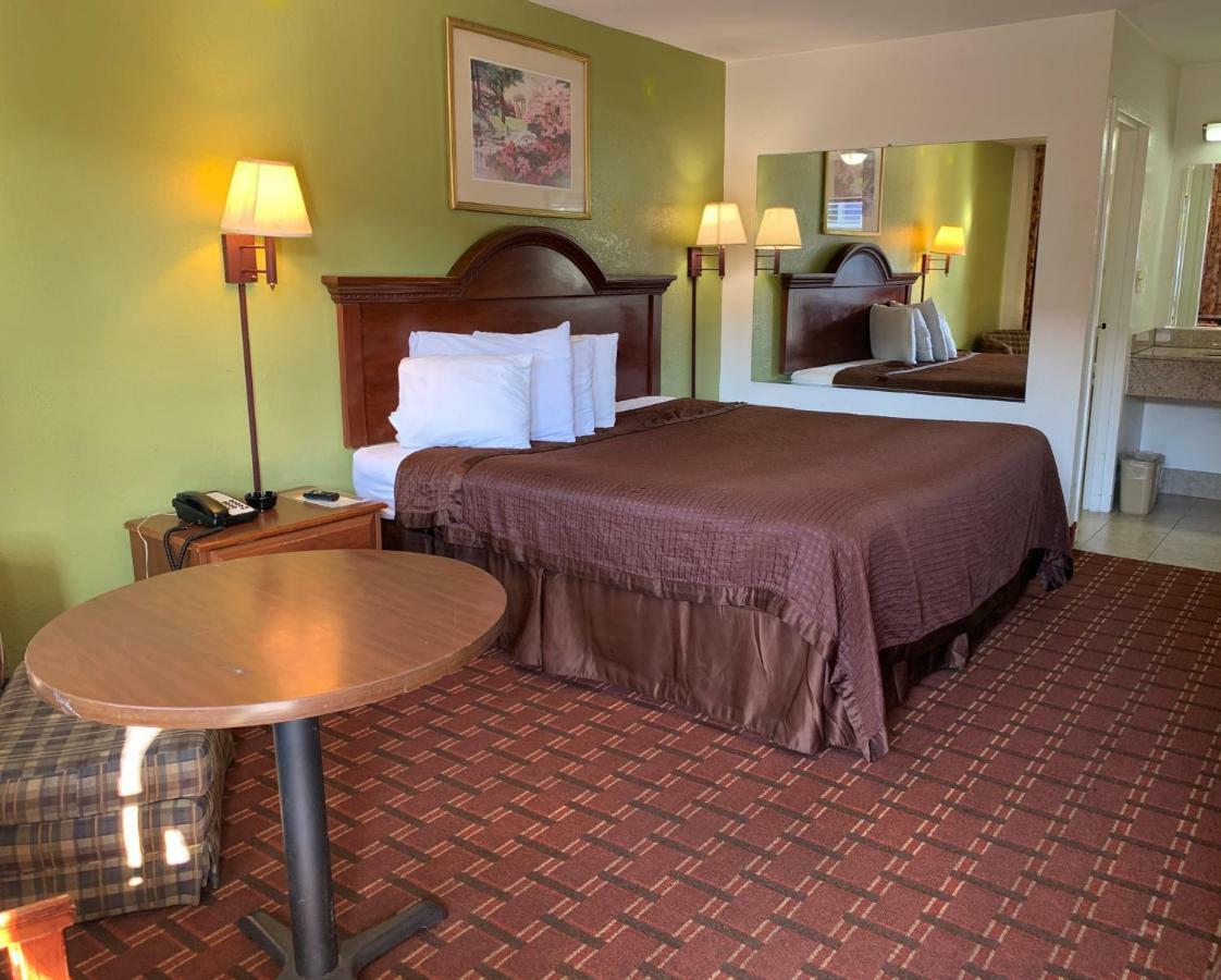 Royal Regency Inn Rock Hill Exteriér fotografie
